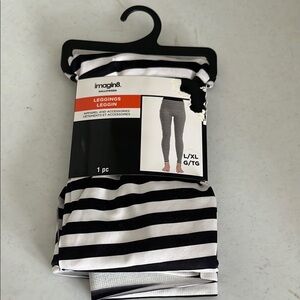 Black and White Striped Leggings